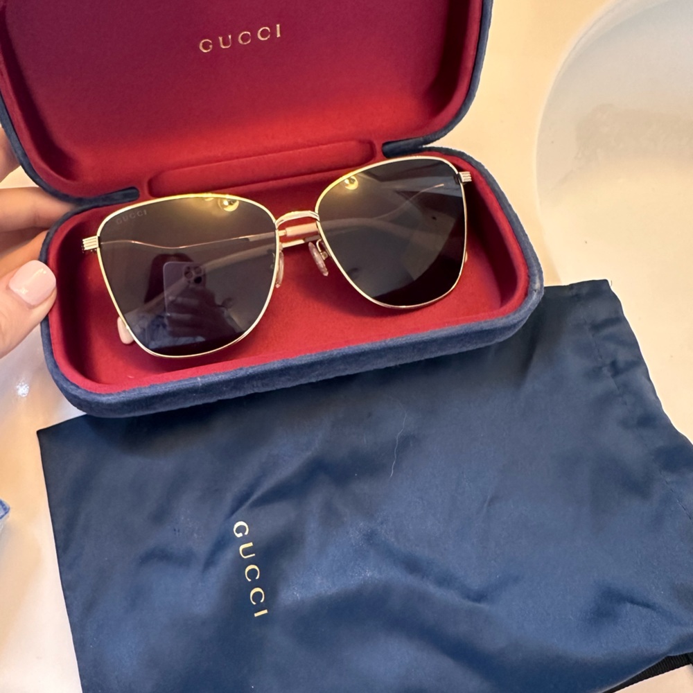 Gucci sunglasses